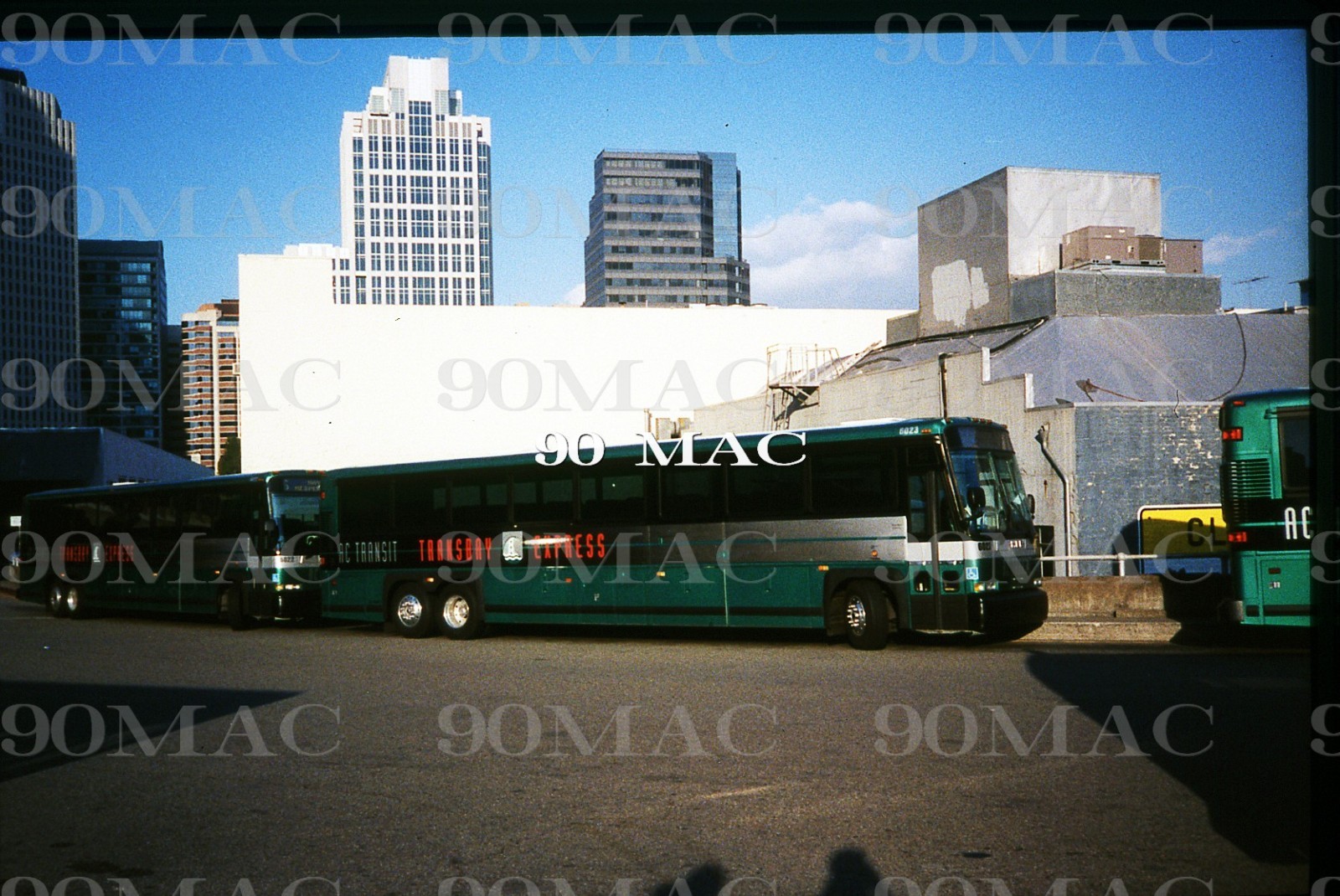 ACT. MCI COACH. BUS #6023. 4 Original Slides. San Francisco (CA) 2002.
