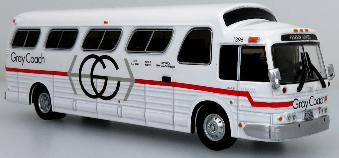 GM PD4107 Buffalo Coach Bus Gray Coach-Canada 1/87 Scale Iconic Replicas New!