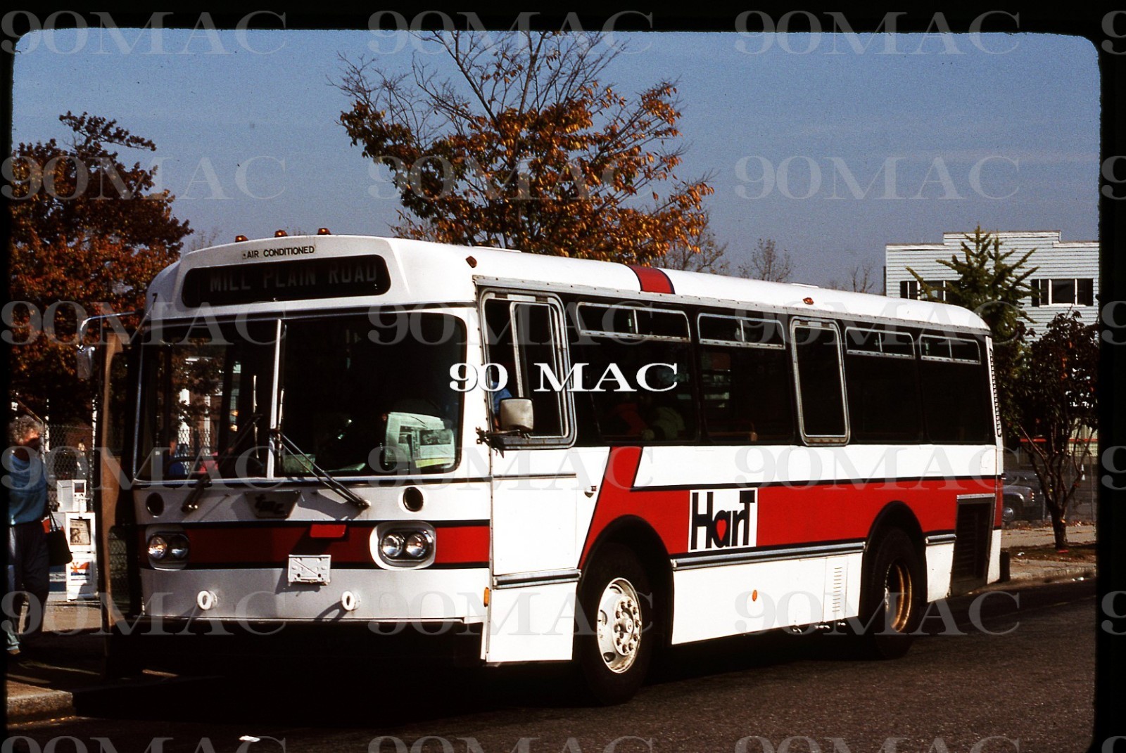 HART. TMC BUS #7. Danbury (CT). Original Slide 1990.