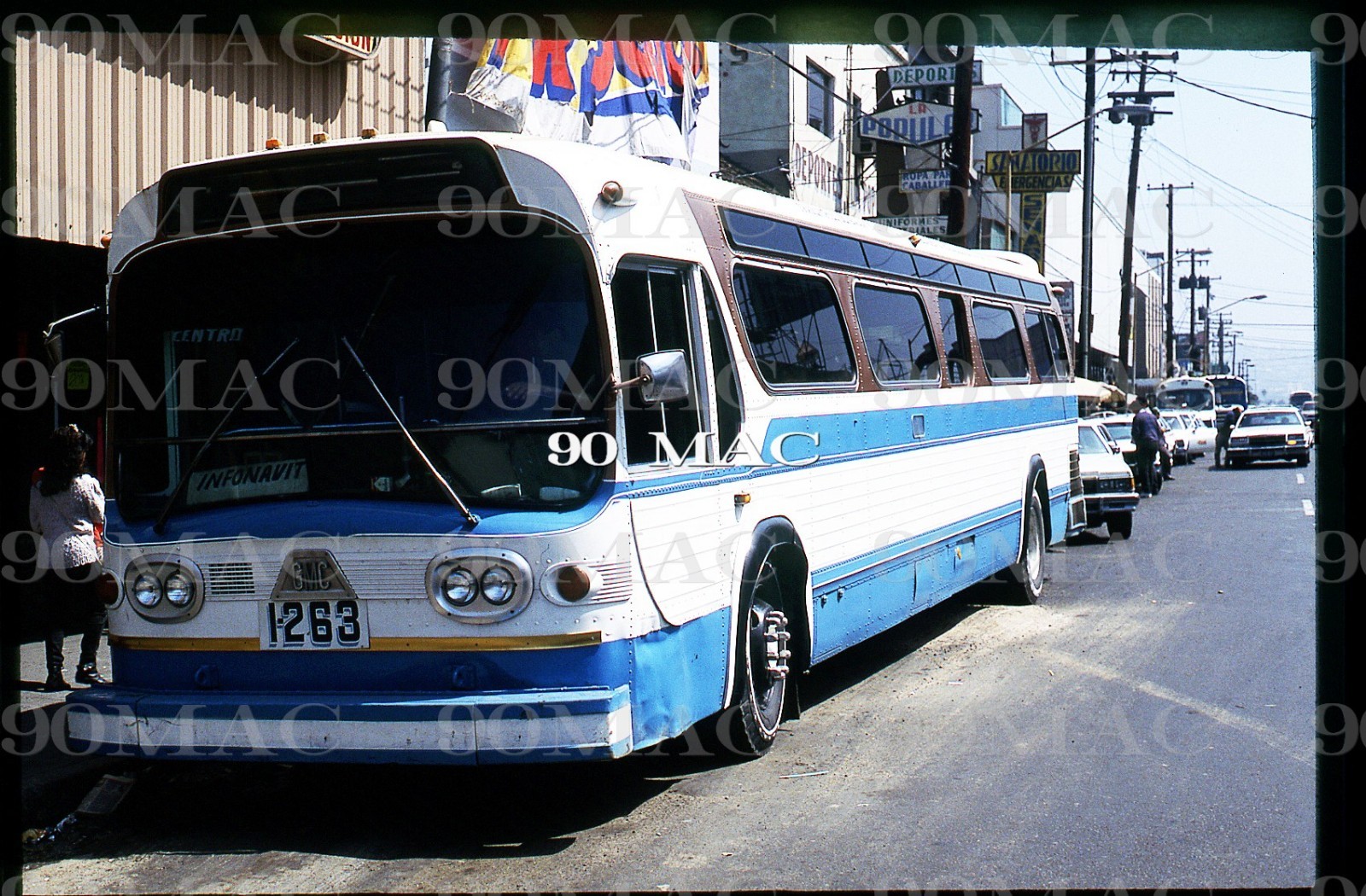 AZUL y BLANCO. GM COACH BUS #1263. Tijuana (MX). Original Slide 1992.