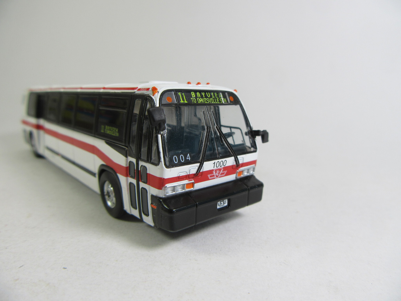 Iconic Replicas 1:87 Bus GMC RTS TTC Toronto USA