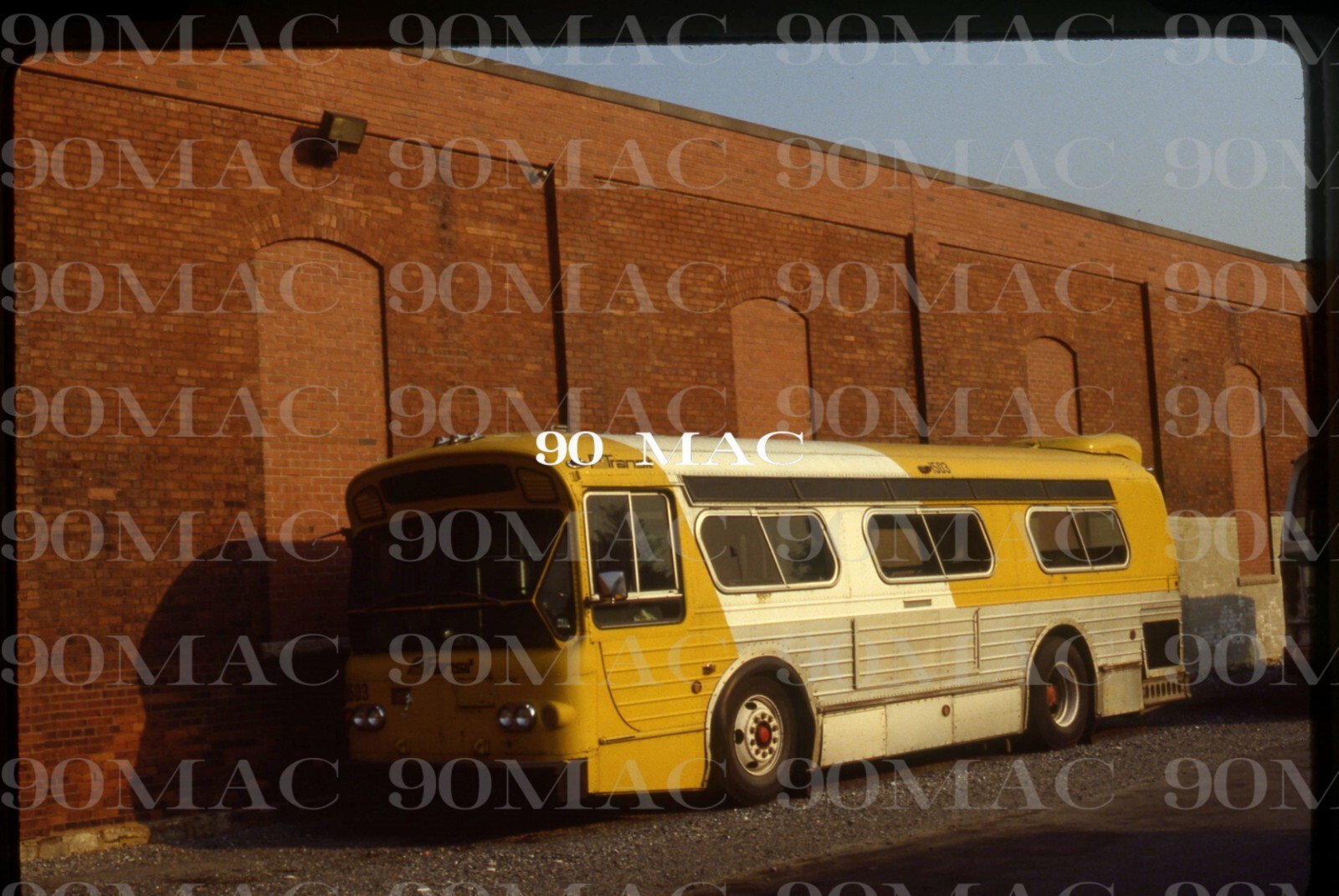 PAT TRANSIT. Flxible Bus #1503. Pittsburgh (PA). Original Slide 1988.