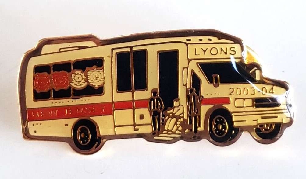 2003 2004 Lyons New Jersey Transit Bus Clutch Gold Tone Lapel Pin 1-7/16″ in Bag