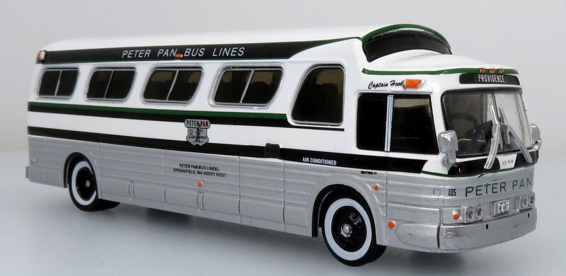 Iconic Replicas 1:87 1966 GM PD4107 “Buffalo” Coach: Peter Pan Bus Lines