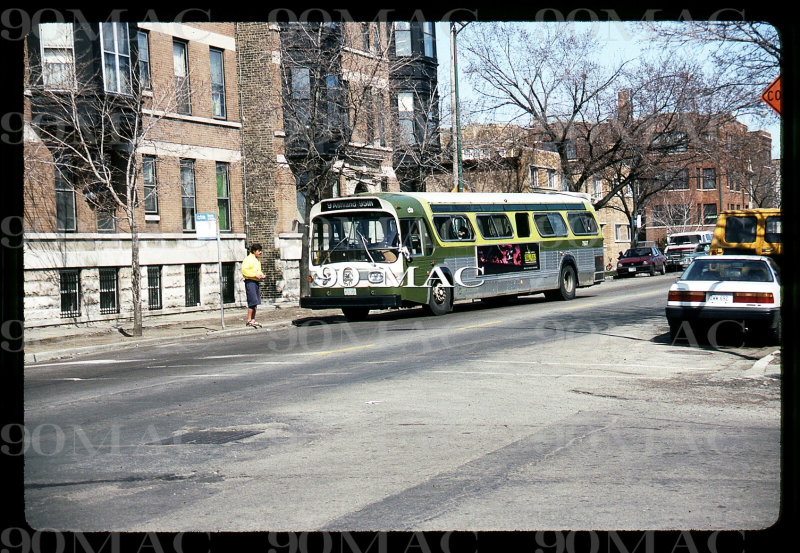Chicago (IL) CTA GM Coach #7507. Original Slide 1995.