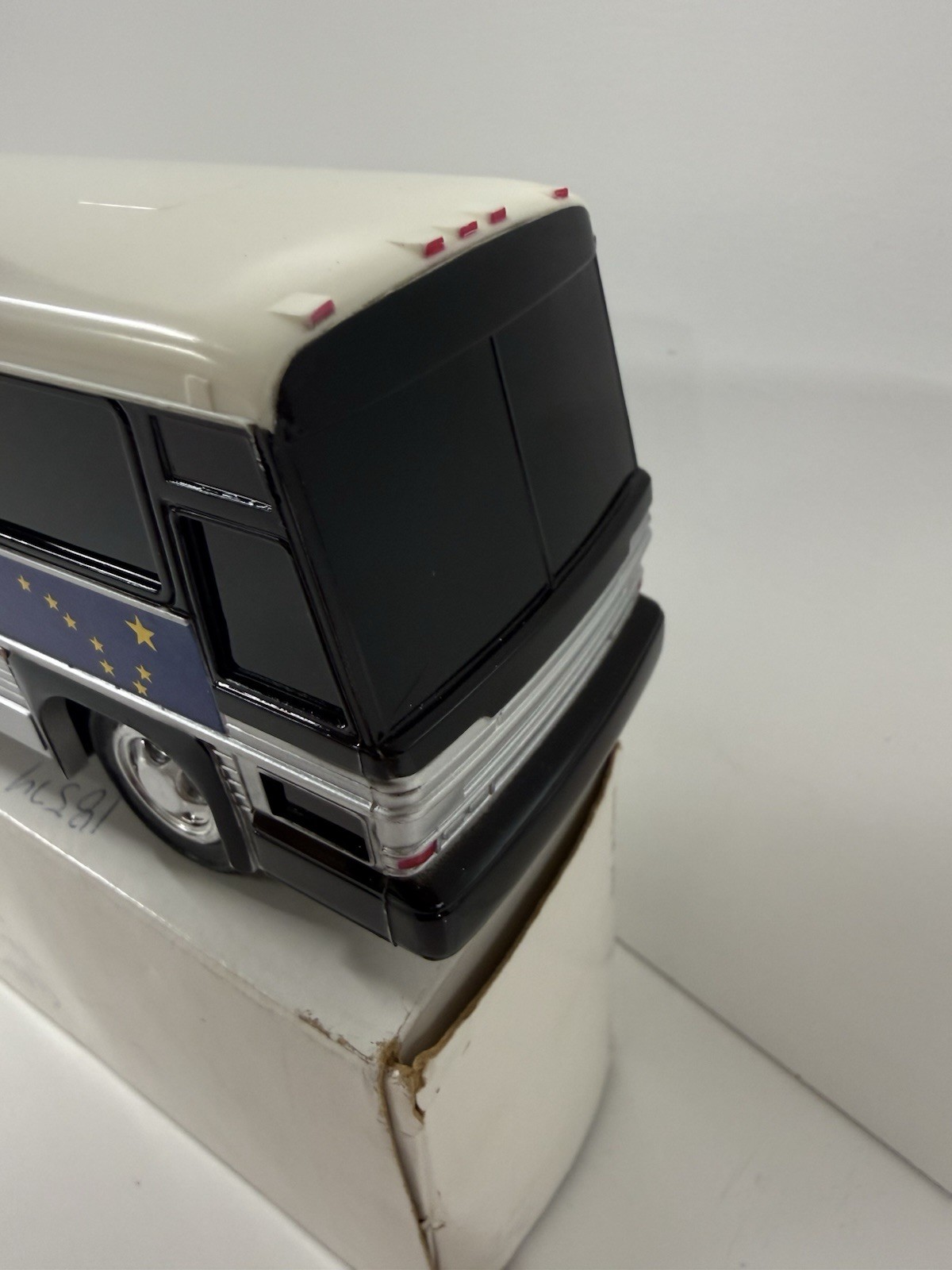 Gray Line Of Alaska Vintage Tour Bus 10″ long plastic coin bank W/ Box