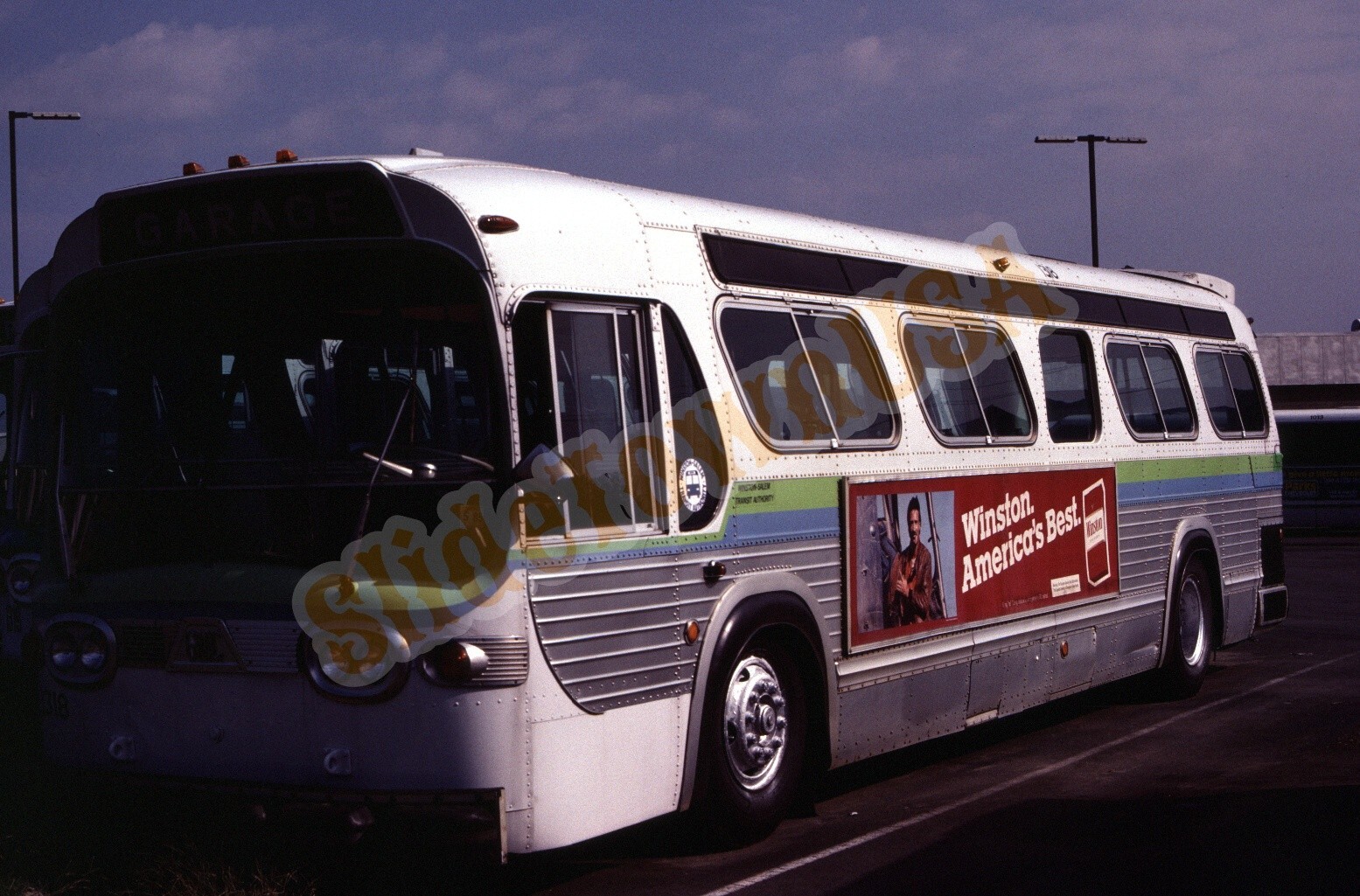 Vtg 1985 Bus Slide GMC Y1Q091