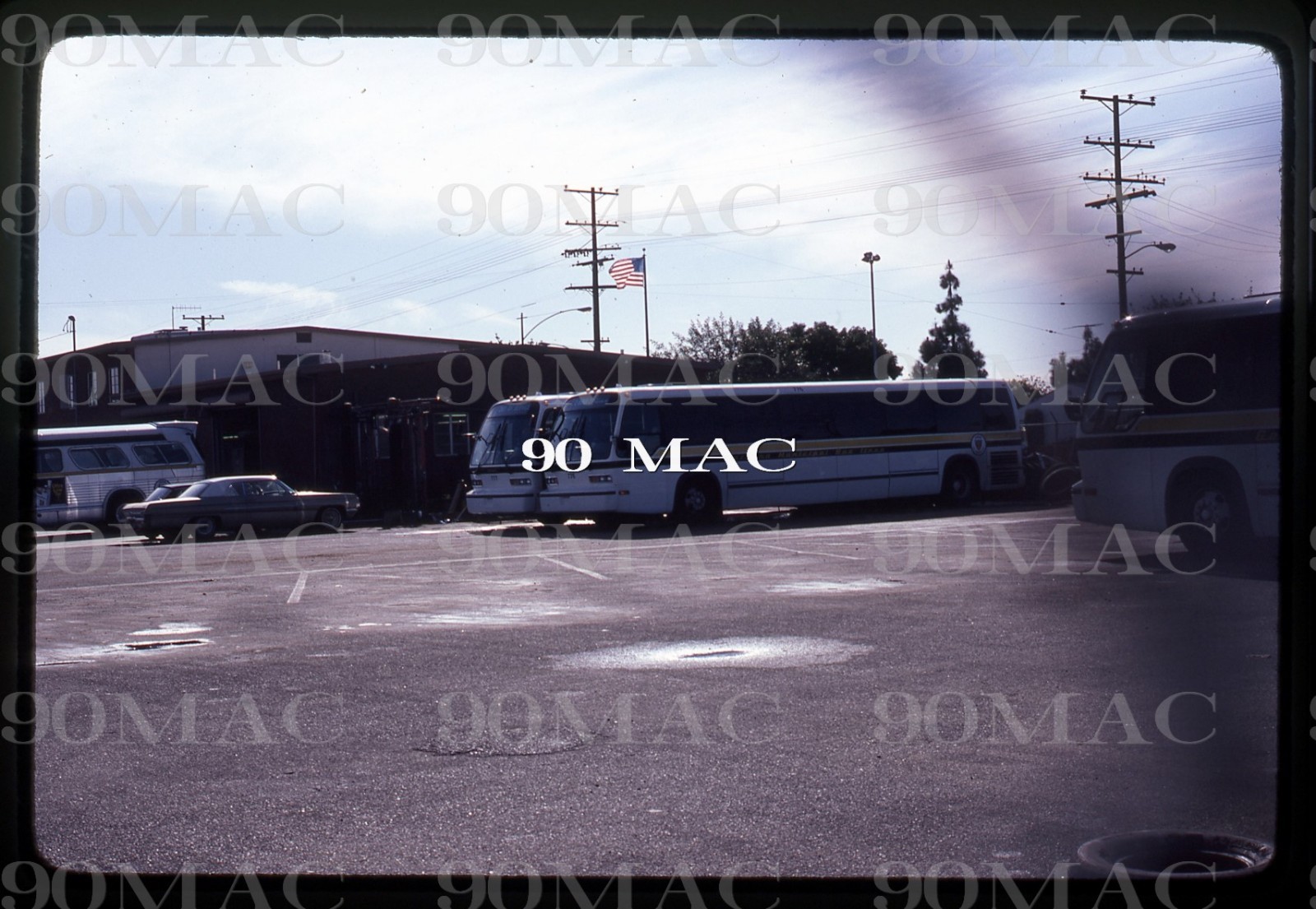 GARDENA MUNICIPAL BUS LINES. GM RTS BUS #776. Gardena (CA). Original Slide 1981.