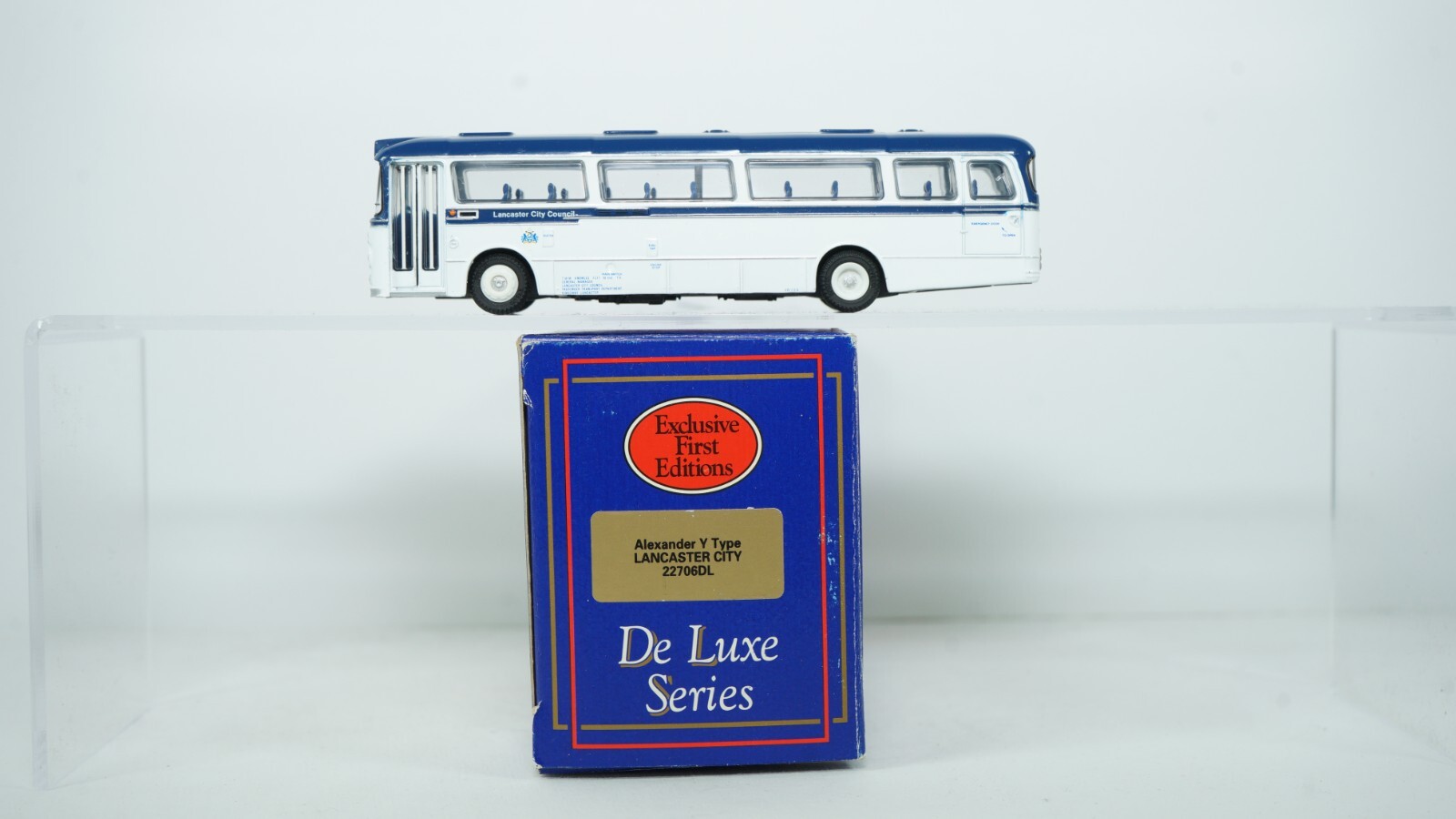 EFE Gilbow De Luxe Series 1/76 Alexander Type Y Lancaster City Bus 22706DL G5