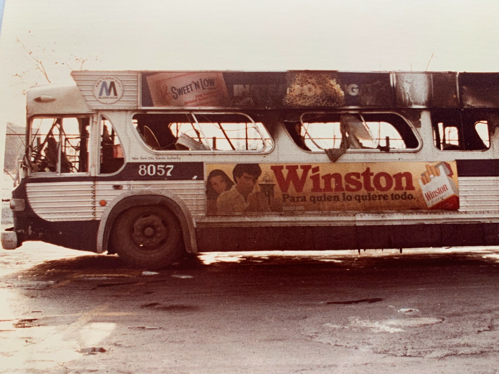 8X10 NY NYC BUS SWEET LOW WINSTON CIGARETTES ADVERTISING FIRE DAMAGE PHOTOGRAPH