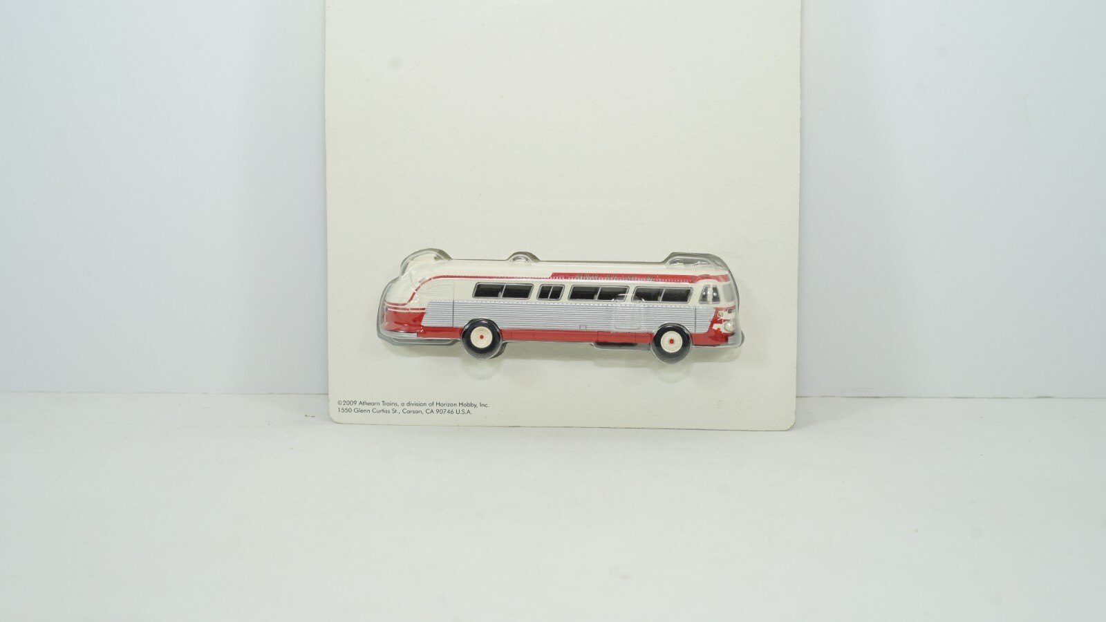 Athearn HO Scale Badger Bus Line Flxible Visicoach Madison Item 29001 New B55