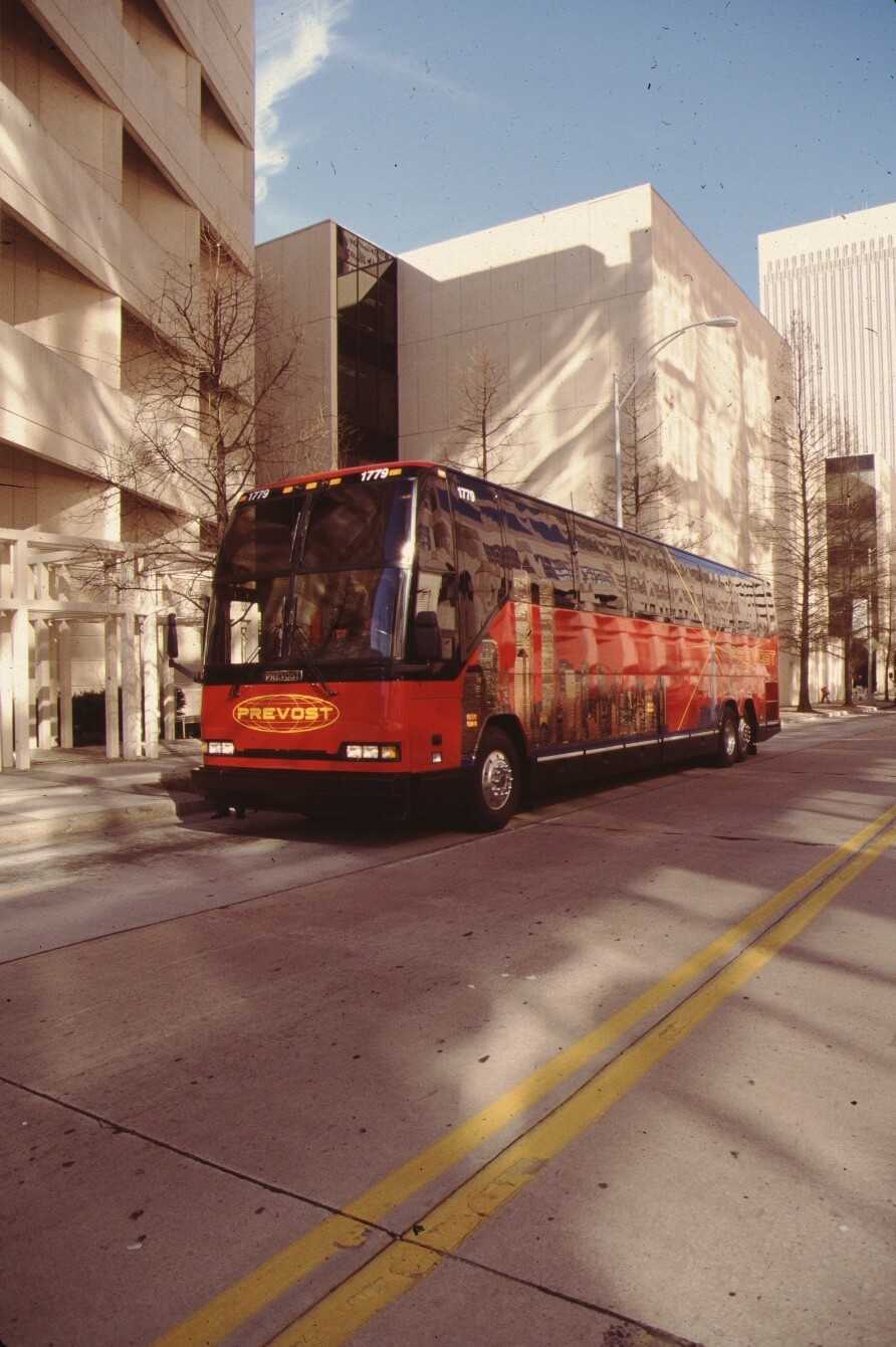 Prevost bus original Slide