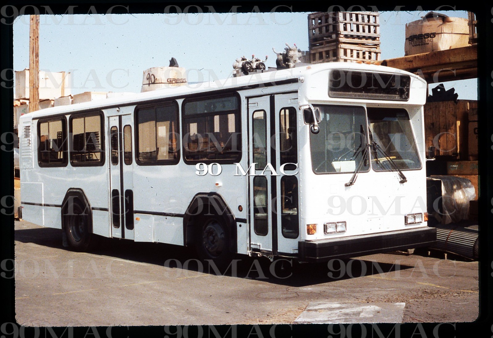 GILLIG BUS FACTORY. Hayward (CA). Original Slide 1990. Demo 29 Footer (B).