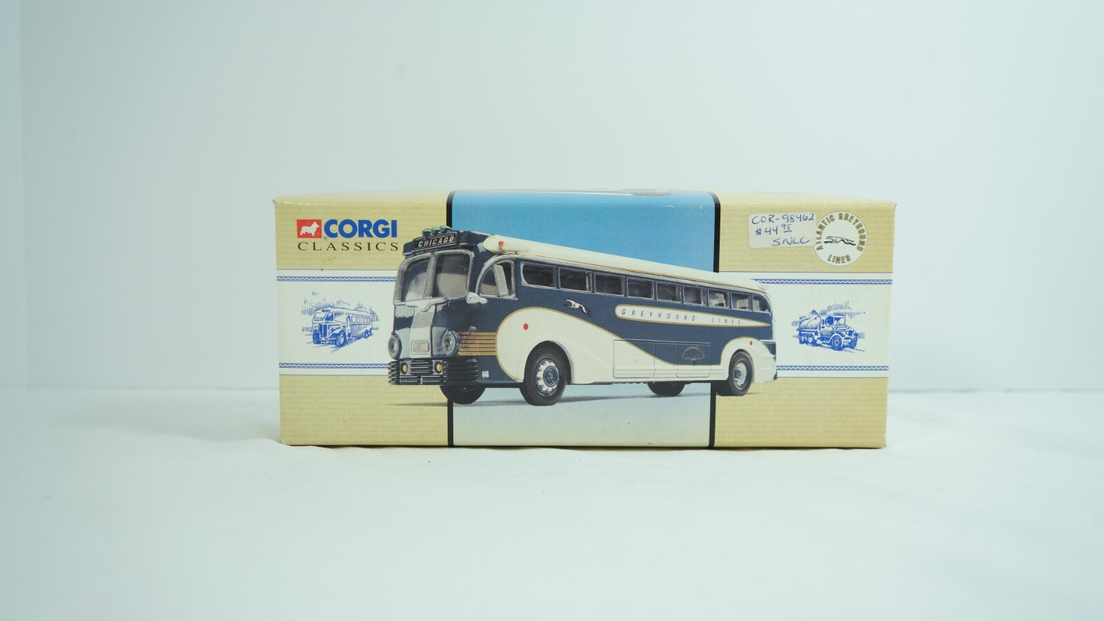 Corgi Classics Yellow Coach 743 Greyhound Lines Vintage Bus Item 98462 NEW HO1