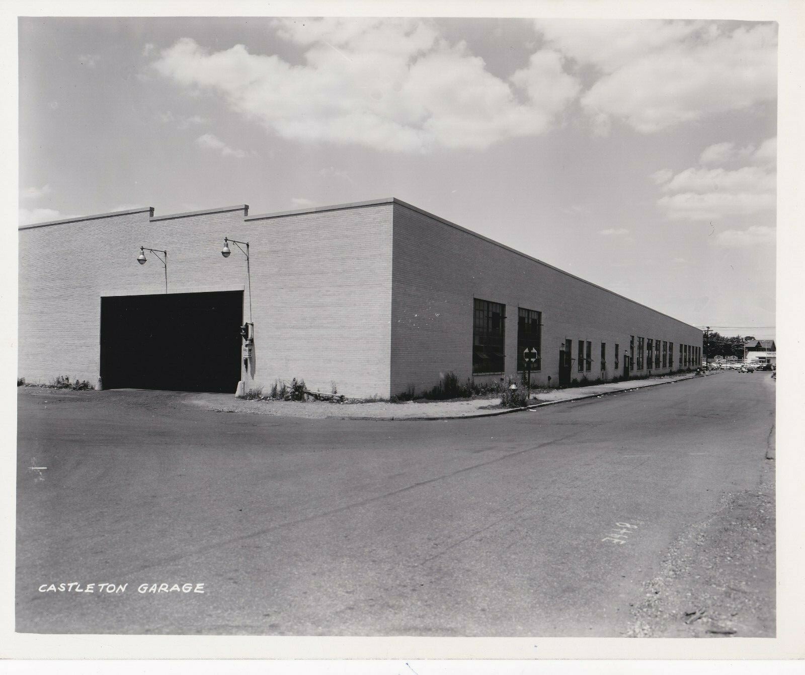 NEW YORK CITY TRANSIT AUTHORITY PHOTO CASTLETON BUS GARAGE STATEN ISLAND NYCTS