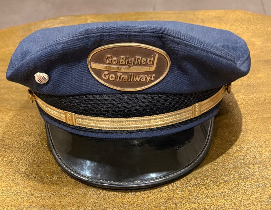 Vintage 1960s-70s Continental Trailways Bus Driver’s Hat with Gold Badge. 7 3/8