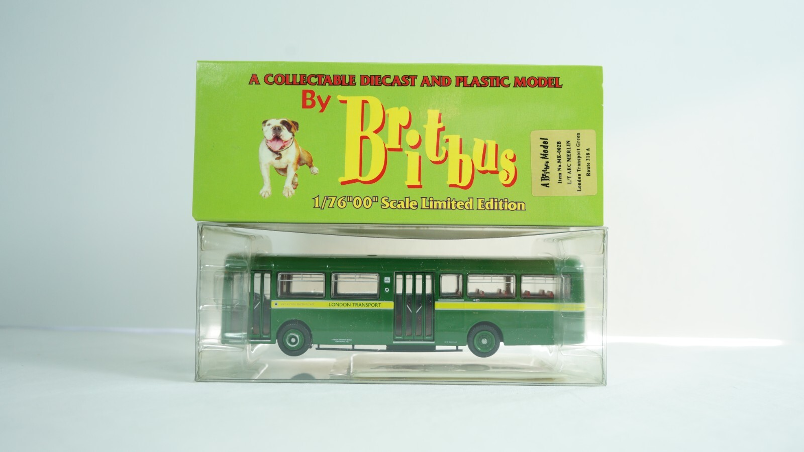 Britbus 1/76 AEC Merlin London Transport Green Route 318A ME-002B NEW B63