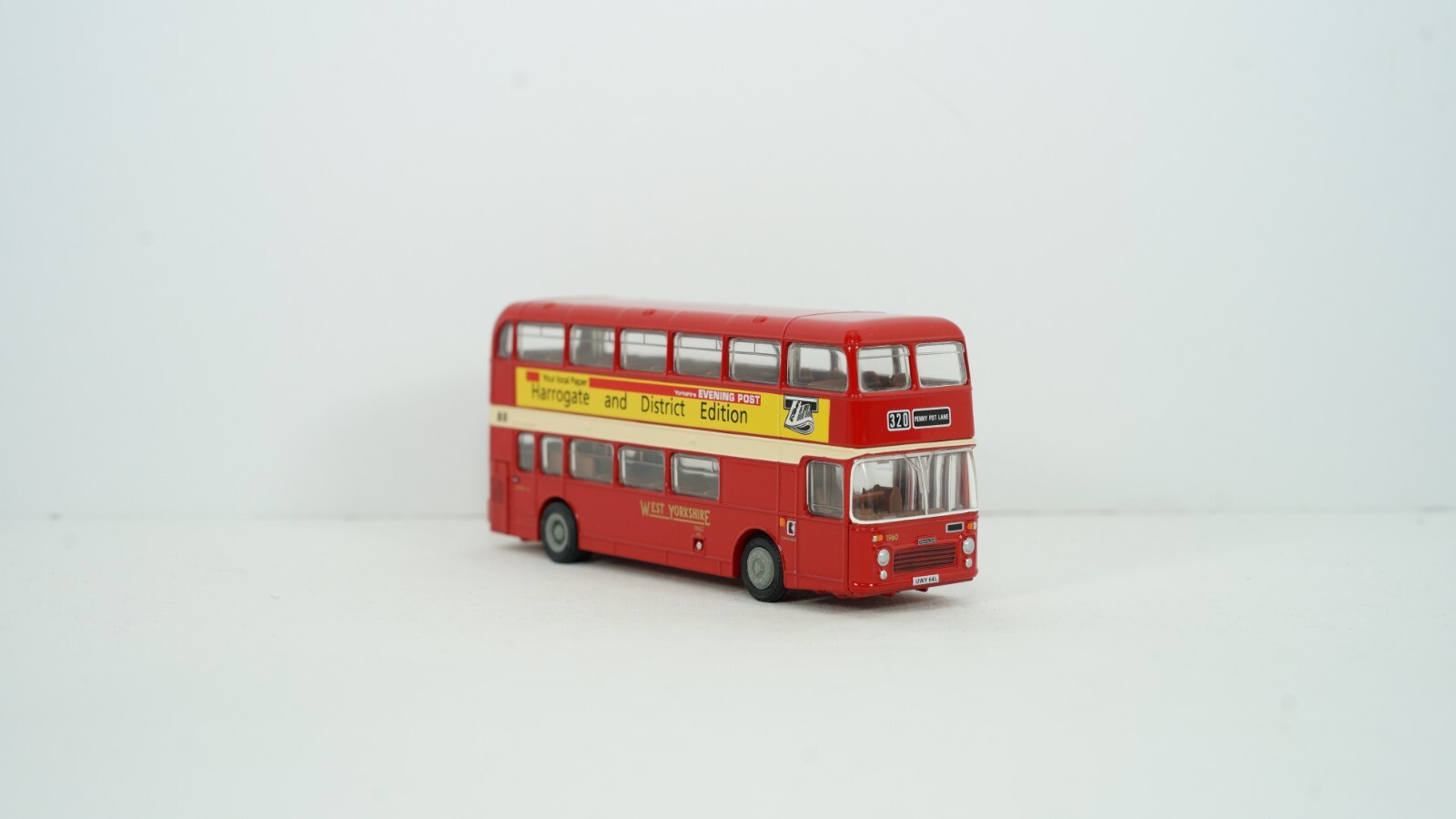 EFE Gilbow 1/76 Bristol VR Series II West Yorkshire D/Deck Bus Item 20305 NEW B1
