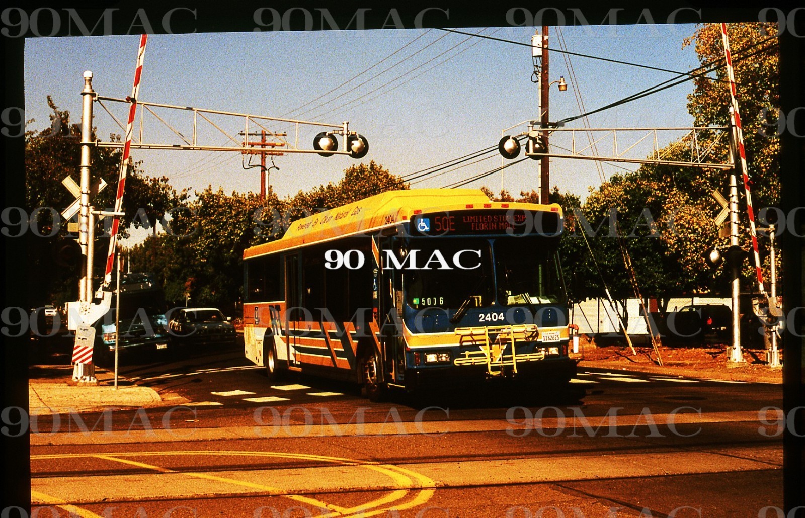 SRTD. TRANSIT BUSES. Sacramento (CA). 12 Original Slides 2002. (C)