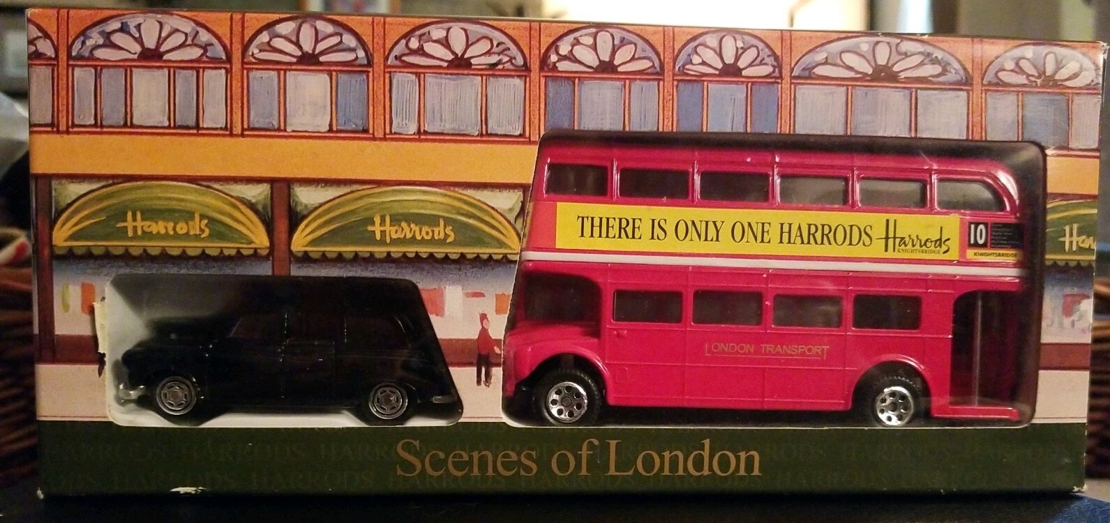 Harrods Scenes of London Black Taxi, Double Decker Bus