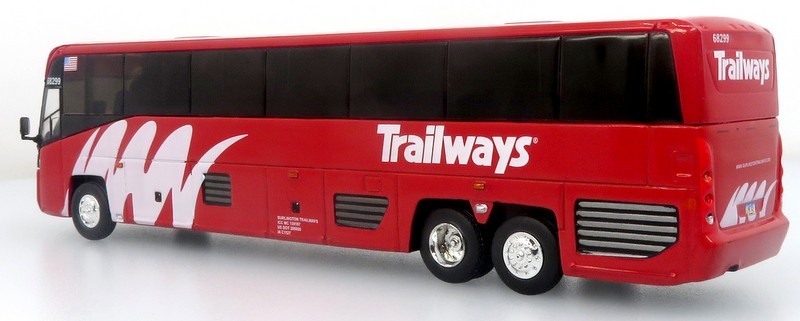 MCI D4520 Coach Bus: Burlington Trailways 1:87 (HO) Diecast Model Bus