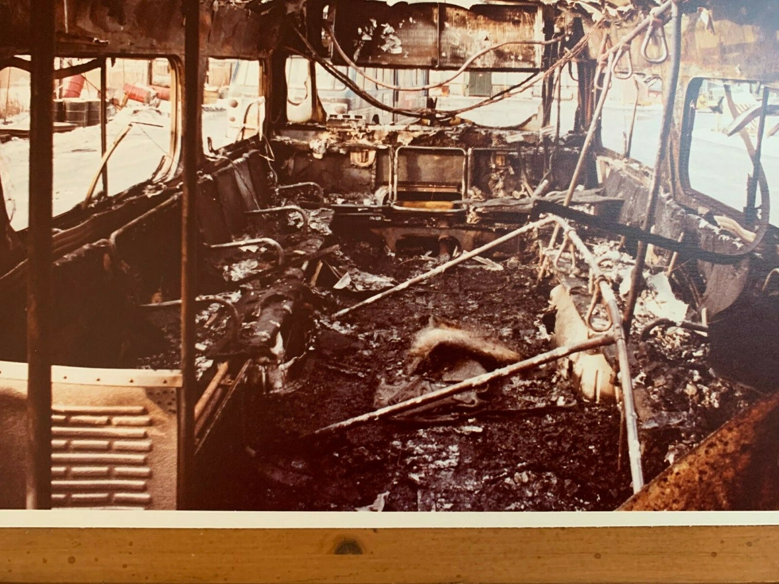 1981 8X10 PHOTO NYC BUS CROSSTOWN FIRE GUTTED BURNT DEMOLISHED SURFACE TRANSIT
