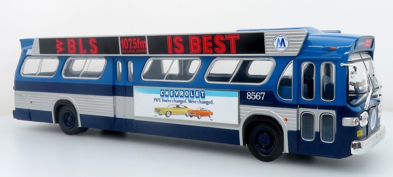 1963 GM TDH-5303 Transit Bus: MTA New York City 1:43 ABS Plastic Bus Model