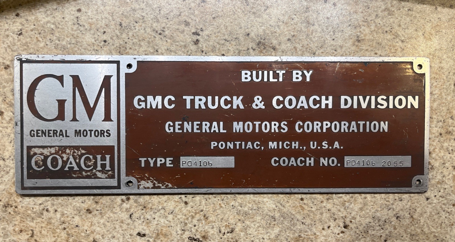 GM 4106 Bus Coach Builder Plate Truck GMC VIN General Motors 1963 (12)