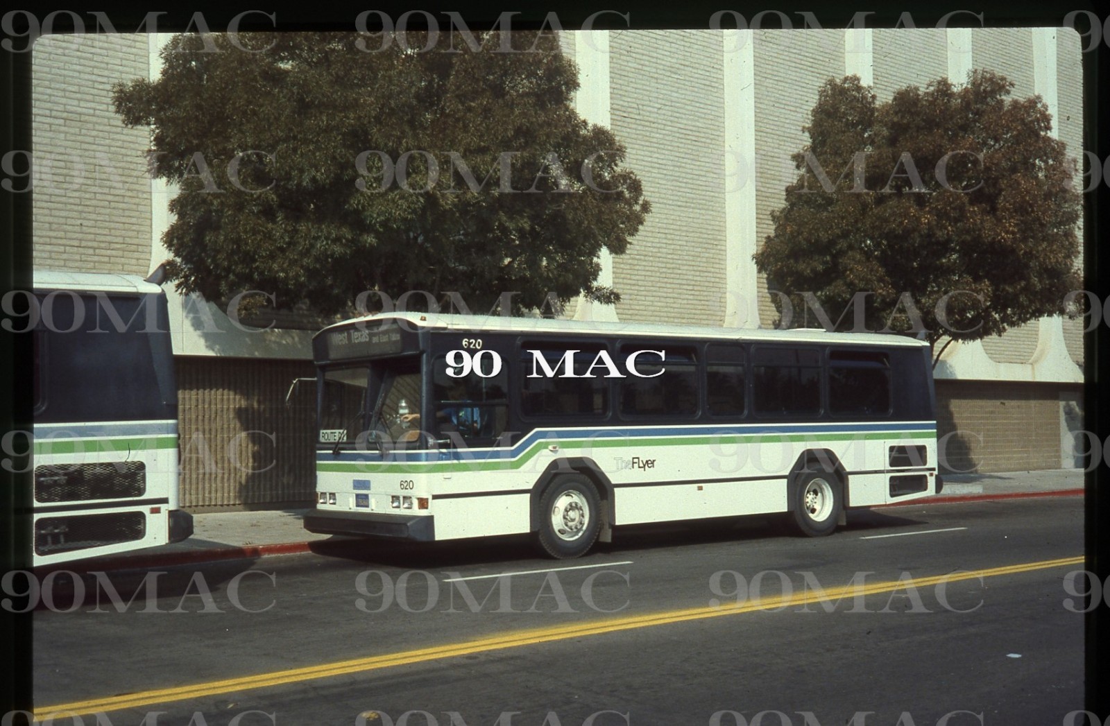 F.A.R.T. GILLIG BUS #620. Fairfield (CA). Original Slide 1989.