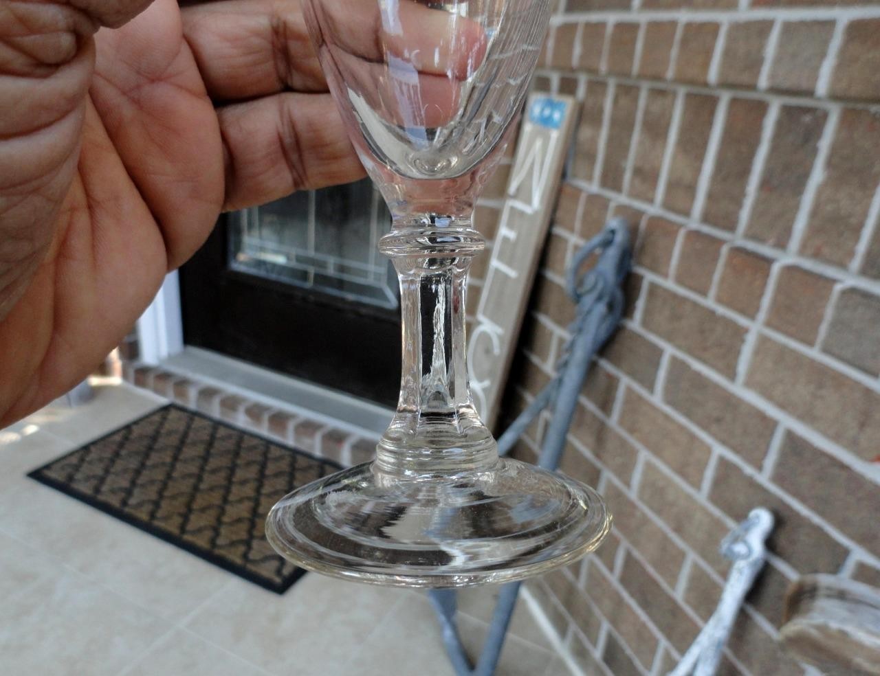 vintage GREYHOUND BUS Beer Juice Cocktail ADVERTISING DRINKING GLASS