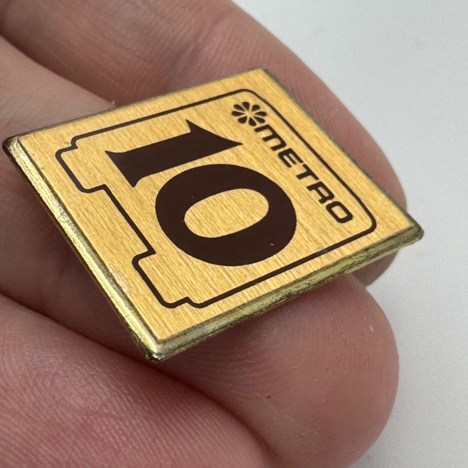 1983 King County Metro Lapel Pin 10th Anniversary Seattle Washington