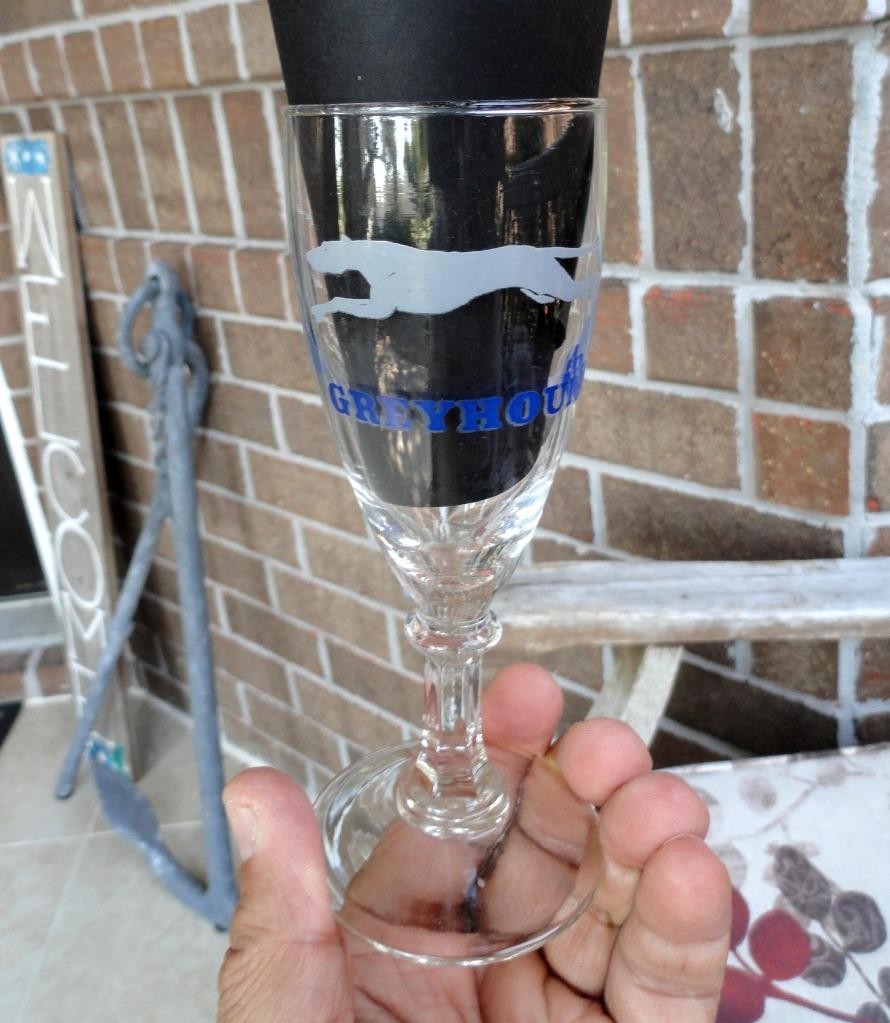 vintage GREYHOUND BUS Beer Juice Cocktail ADVERTISING DRINKING GLASS