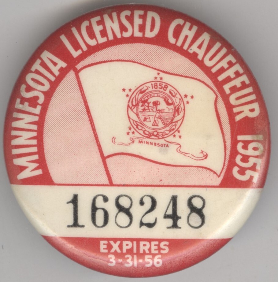 1955 Minnesota Licensed Chauffeur Pin-Back Button 1-1/2″ Original