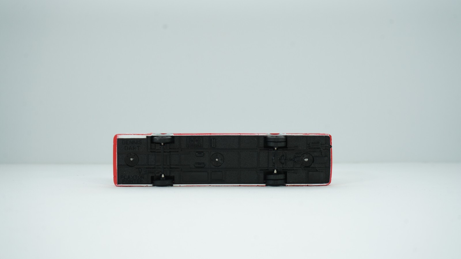 EFE Gilbow 1/76 Plaxton Pointer Dennis Dart Yorkshire Traction 20605 NEW G1