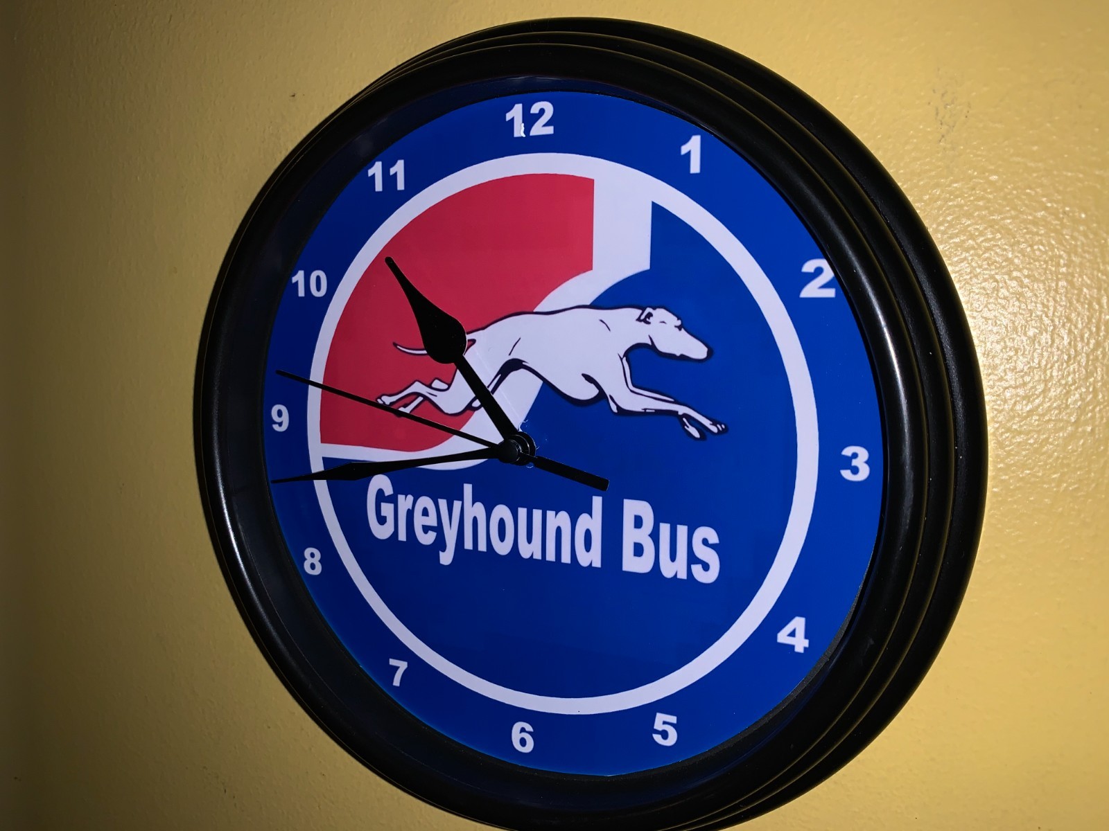 Greyhound Bus Driver Depot Garage Man Cave Advertising Clock Sign
