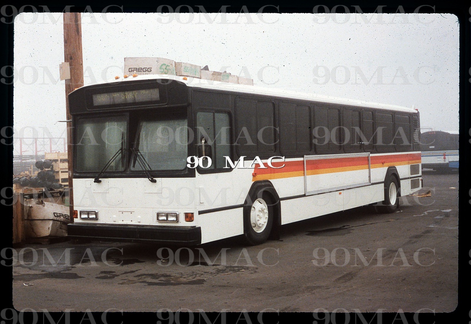 VALLEJO TRANSIT. NEW Gillig Bus. Vallejo (CA). Original Slide 1995. FACTORY! (A)