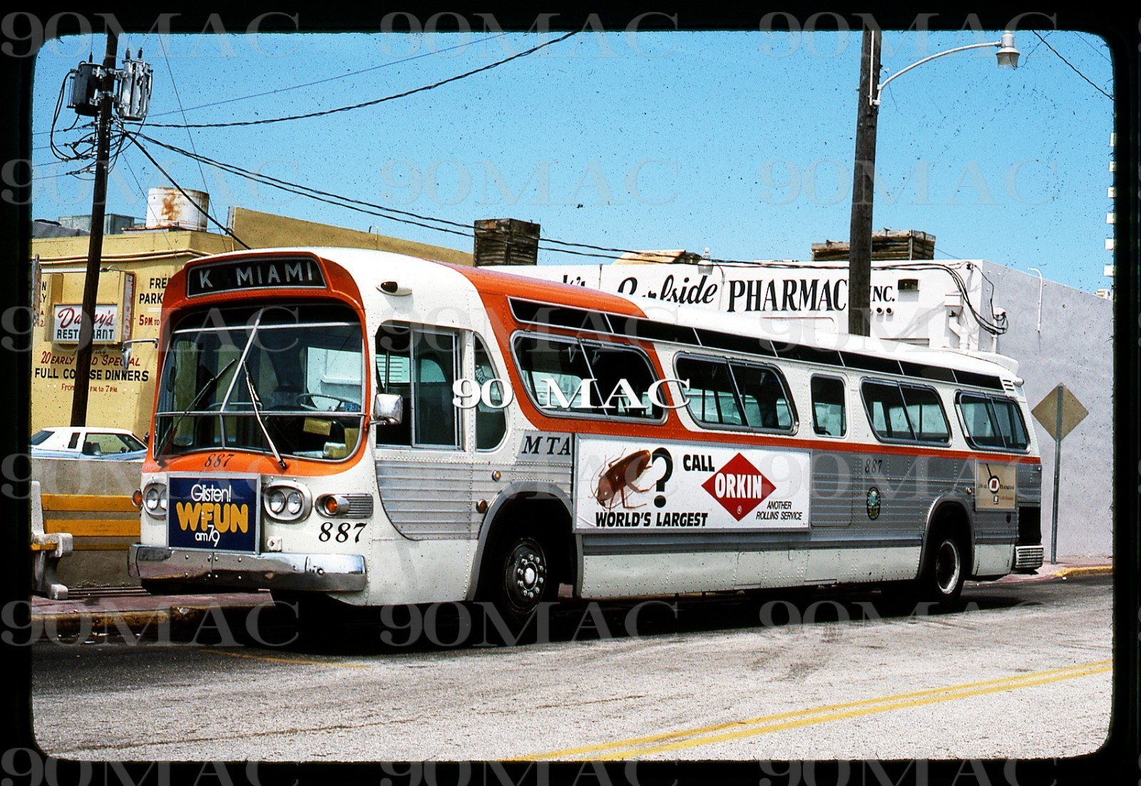 MIAMI-DADE TRANSIT. GM COACH BUS #887. Miami (FL). Original Slide 1976.