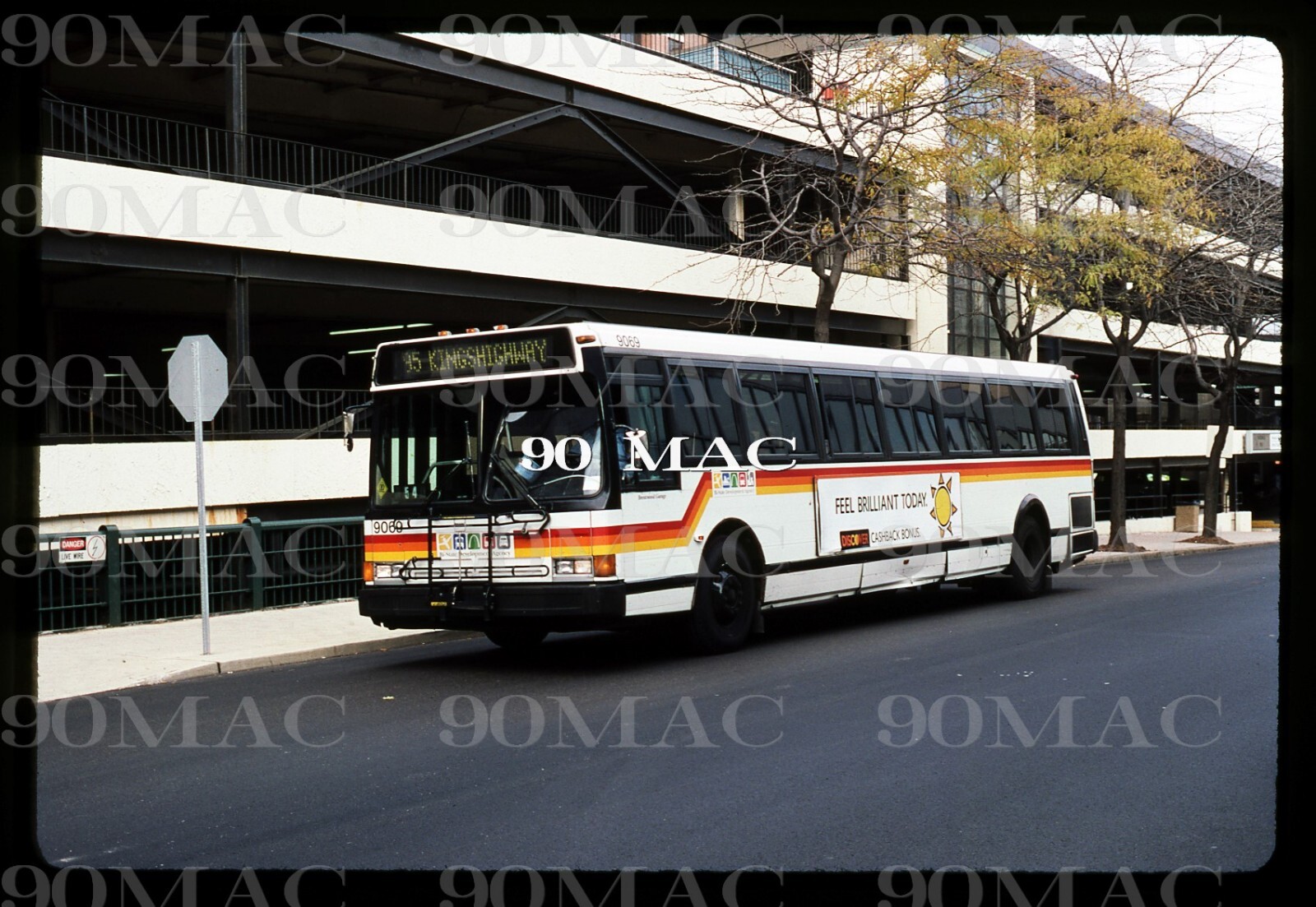 BSDA. FLXIBLE BUS #9069. St. Louis (MO). Original Slide 1998.
