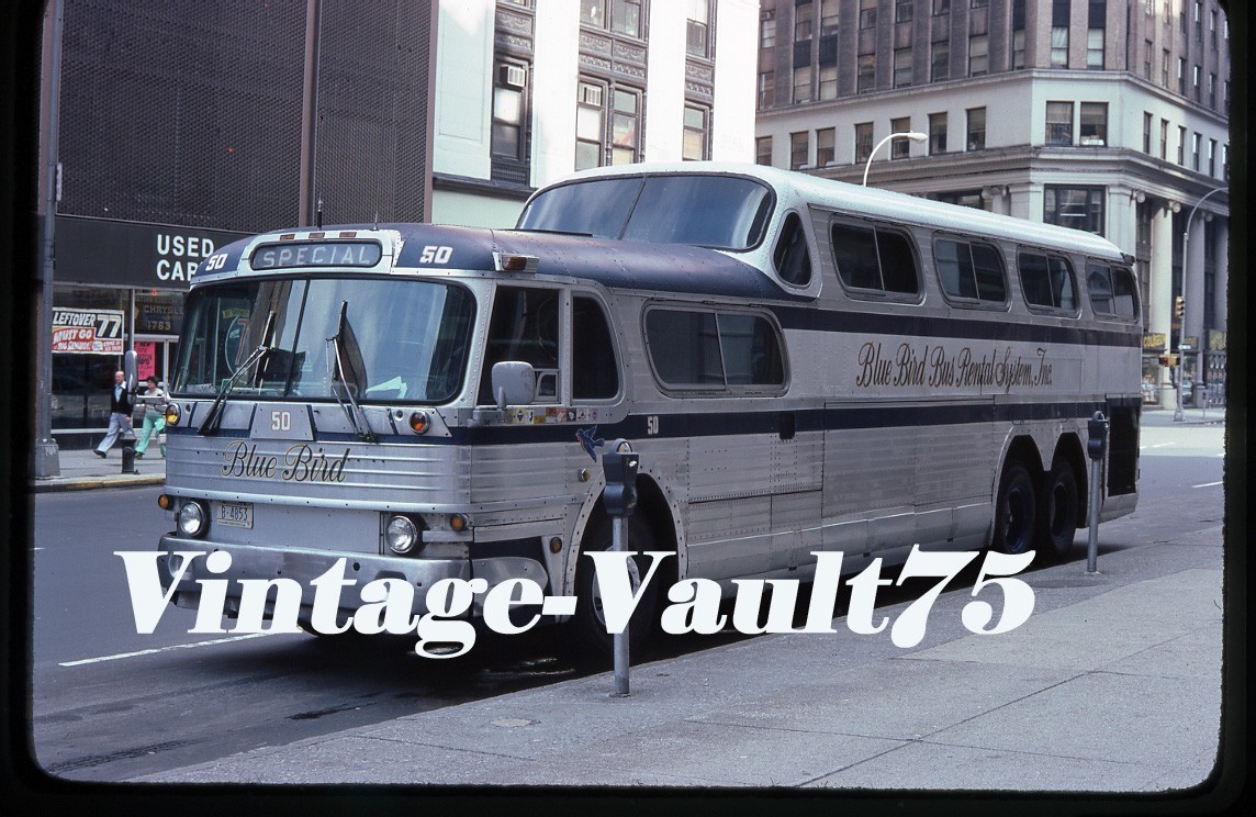 ORIGINAL SLIDE BLUE BIRD BUS 50 NY NYC KODACHROME 1978