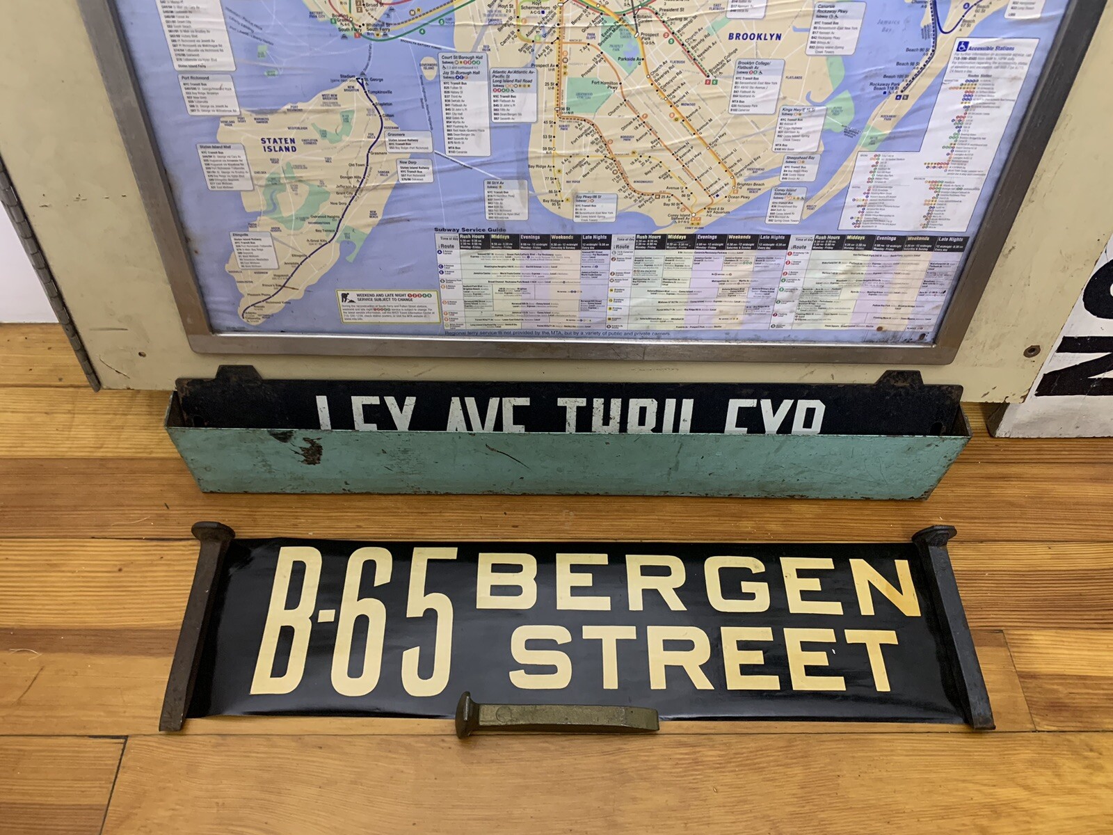 VINTAGE NY NYC TRANSIT BUS ROLL SIGN BROOKLYN BERGEN STREET COBBLE BOERUM HILL