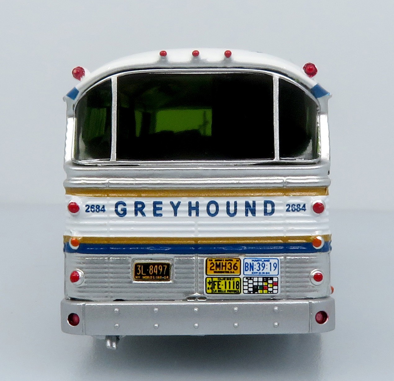 MCI MC-5A Bus Greyhound United States 1/87/HO Scale Bus Iconic Replicas