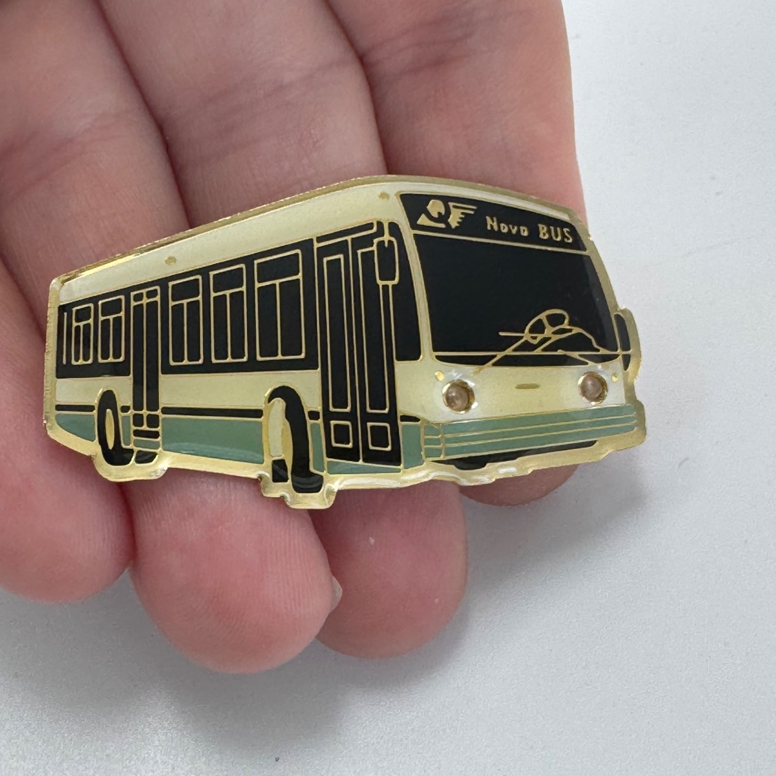 Nova Bus Transit Coach Lapel Pin Gold Green Black Vintage