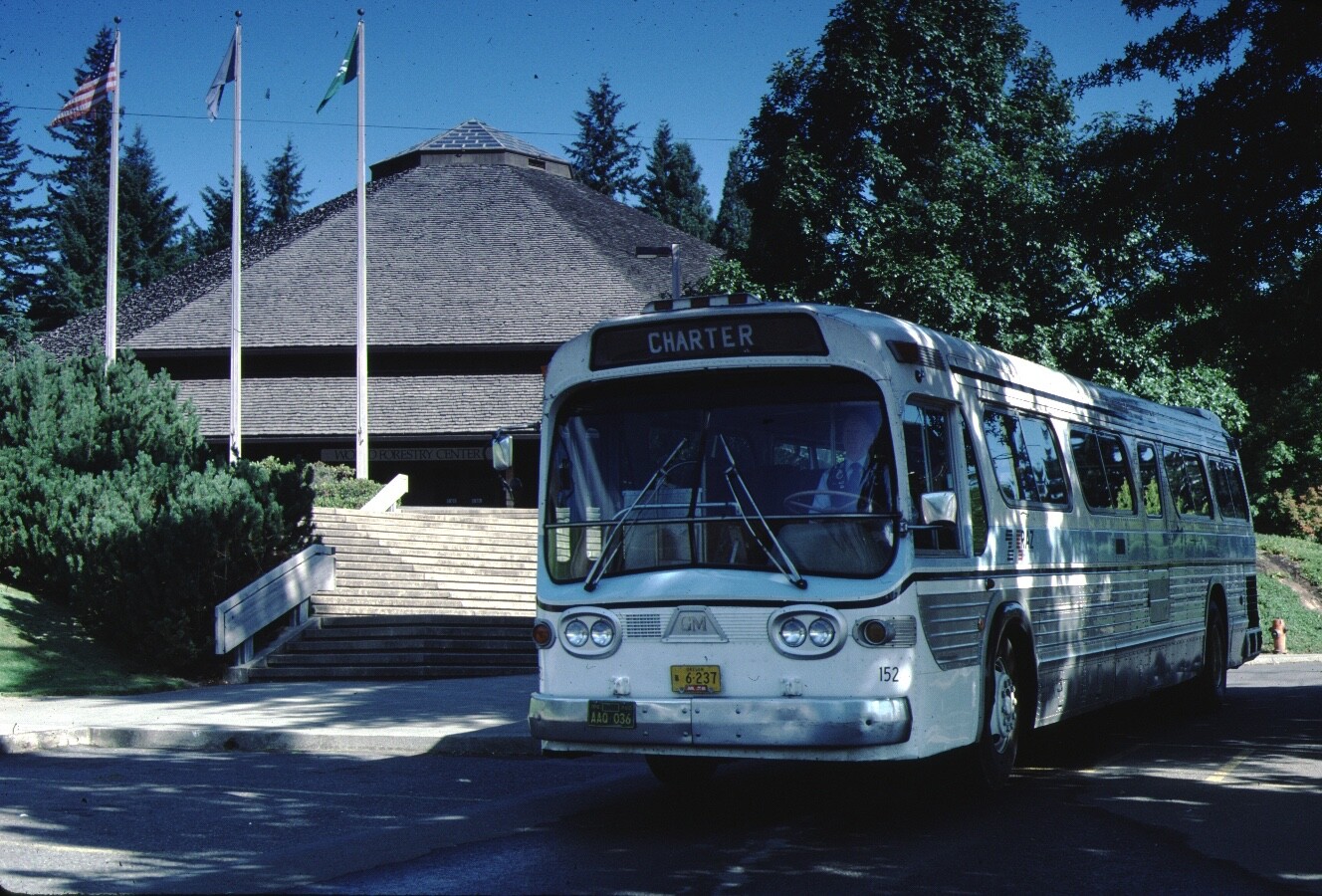 RAZ GM New Look Bus Kodachrome original Kodak slide