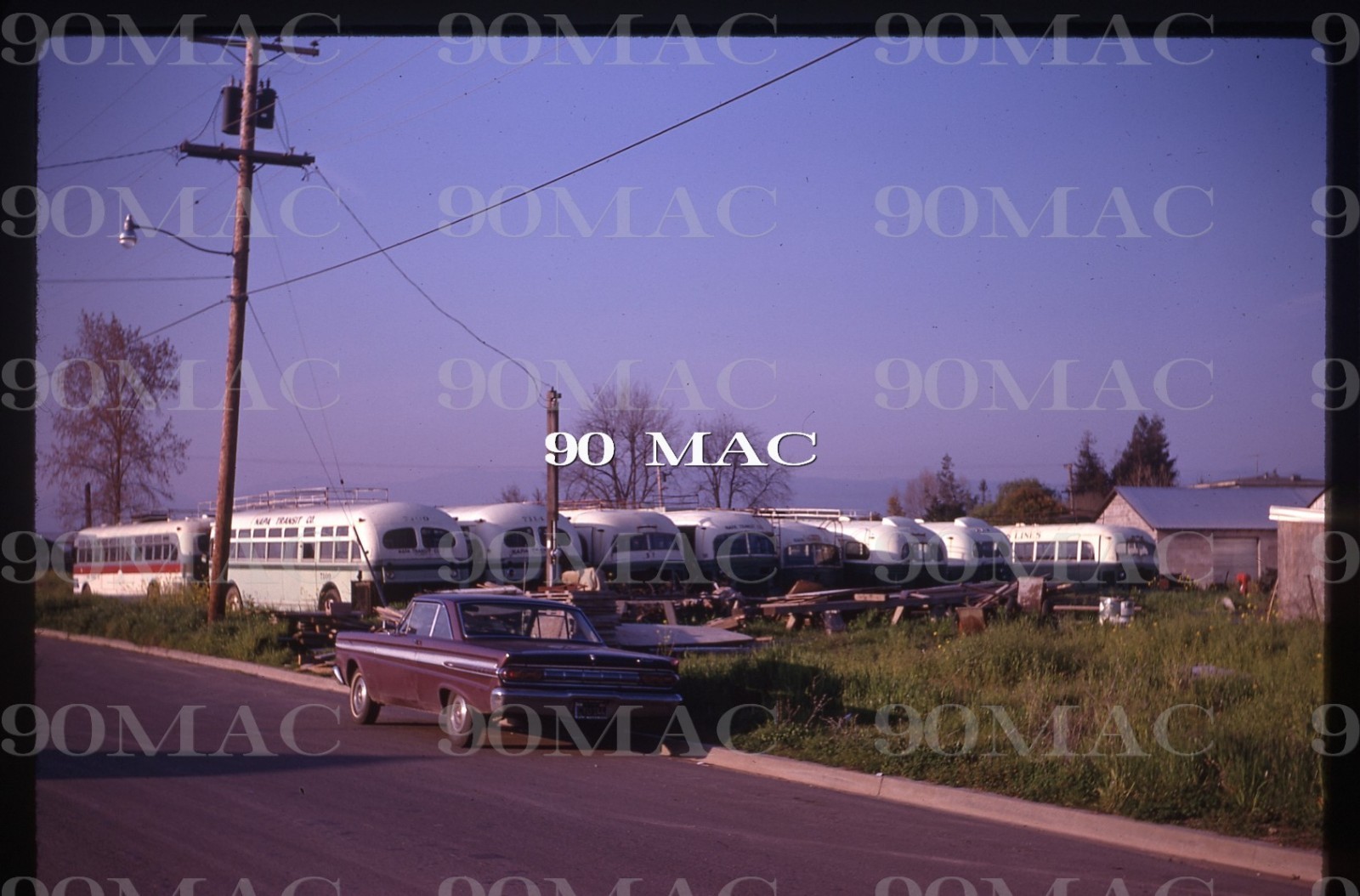NAPA VALLEY TRANSIT. BUS YARD. Napa (CA). 4 Original Slides 1969.