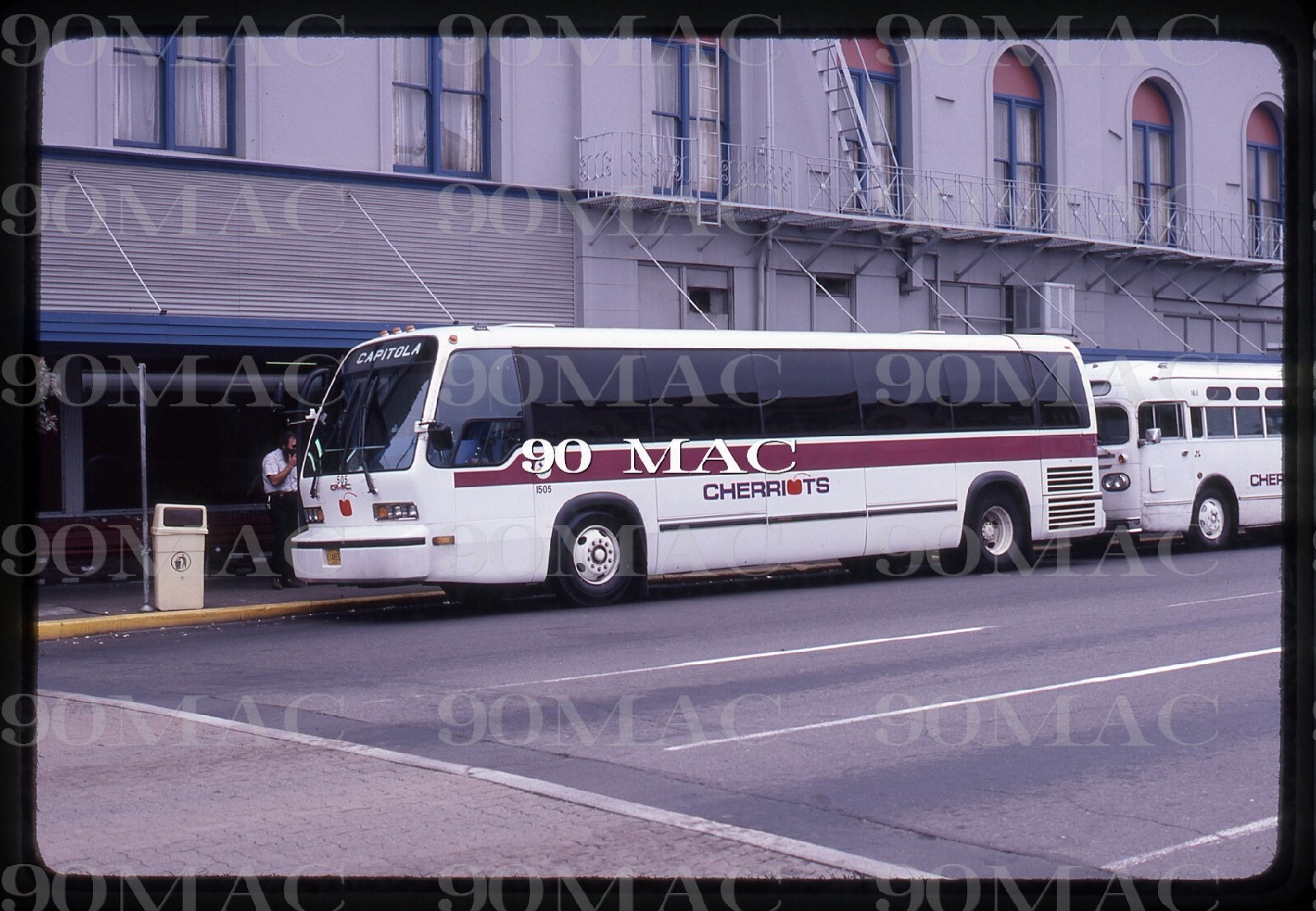 CHERRIOTS. GM RTS BUS #1505. Salem (OR). Original Slide 1981.