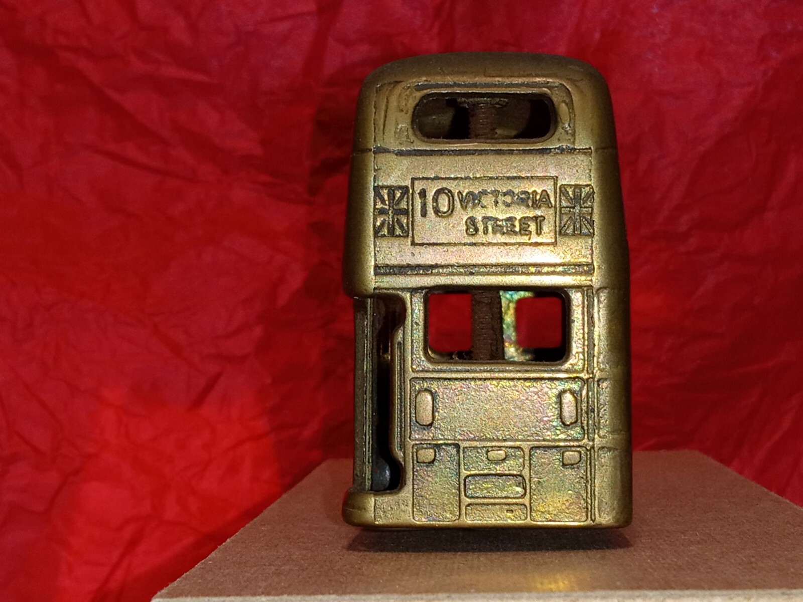Double Decker Bus Vintage BTA Welcome to Britain Brass 10 VICTORIA STREET BRASS