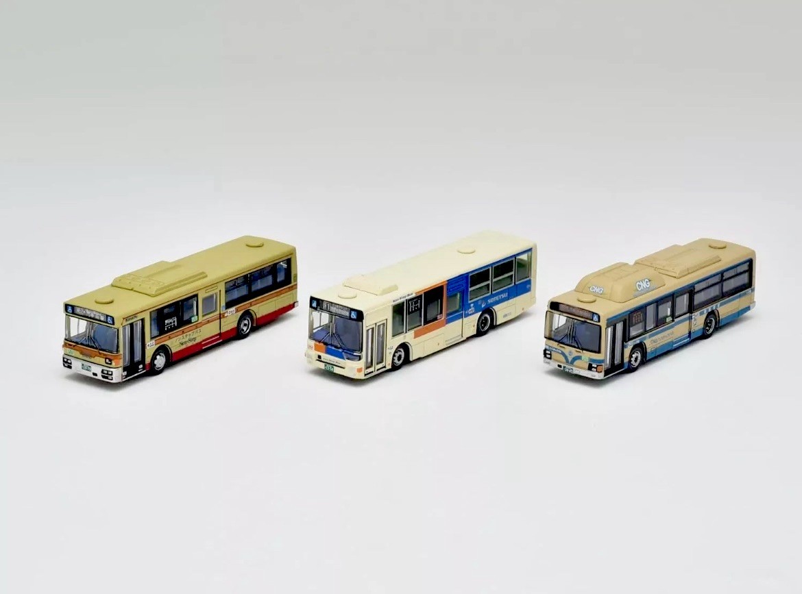 Tomytec Bus Collection Yokohama Station West Exit Bus Terminal Set A 3 Bus Set.