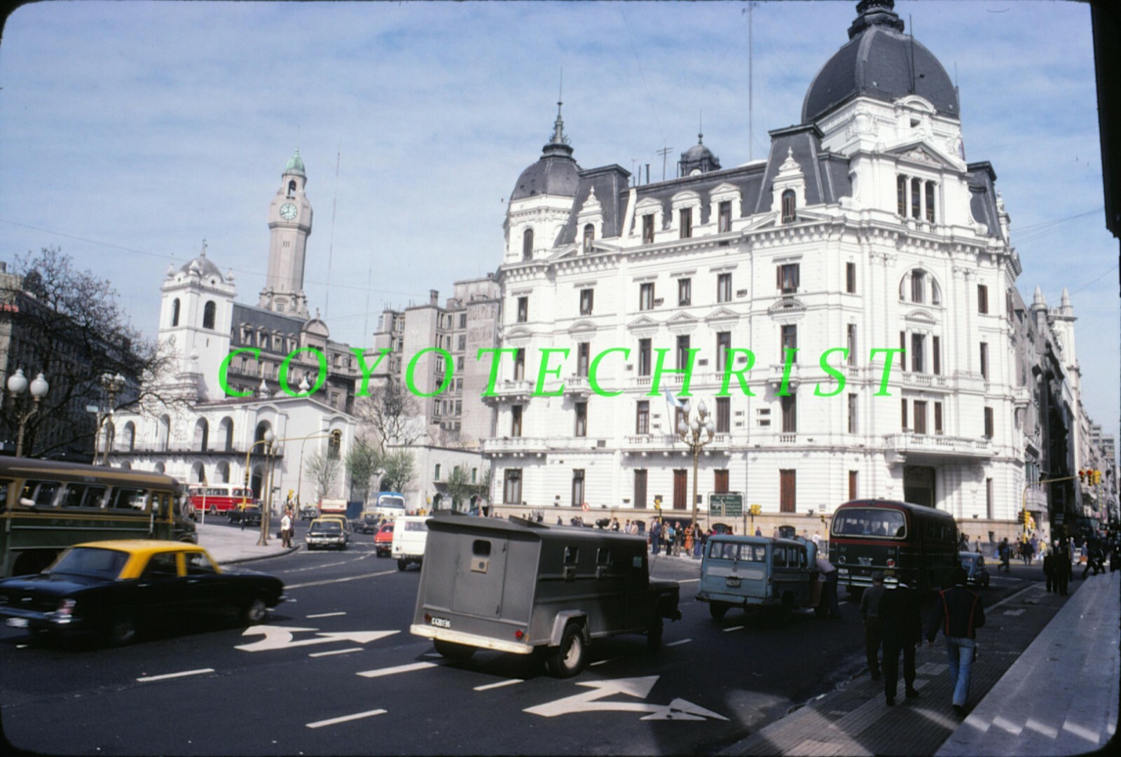 Original Slide BUSY STREET in BUENOS AIRES Argentina BUSES CARS CITY HALL 1977 B