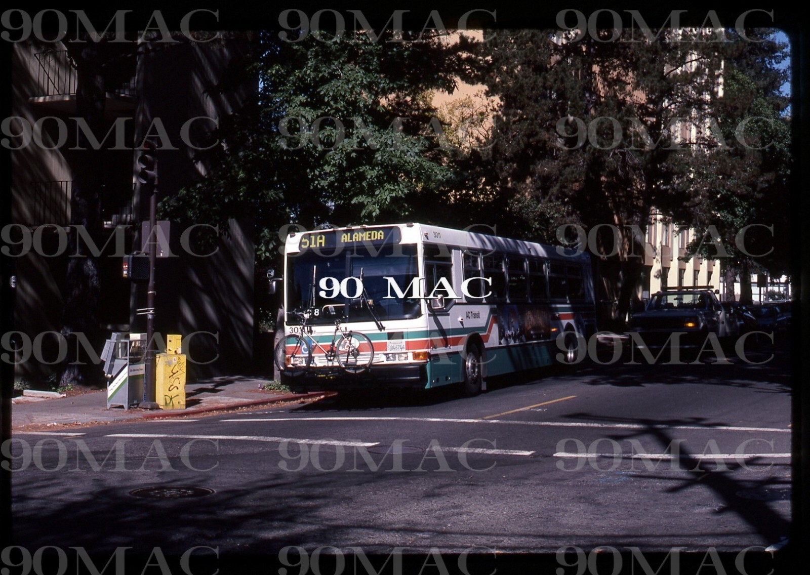 AC TRANSIT-ACT. NABI BUS #3011. Oakland (CA). Original Slide 2004.