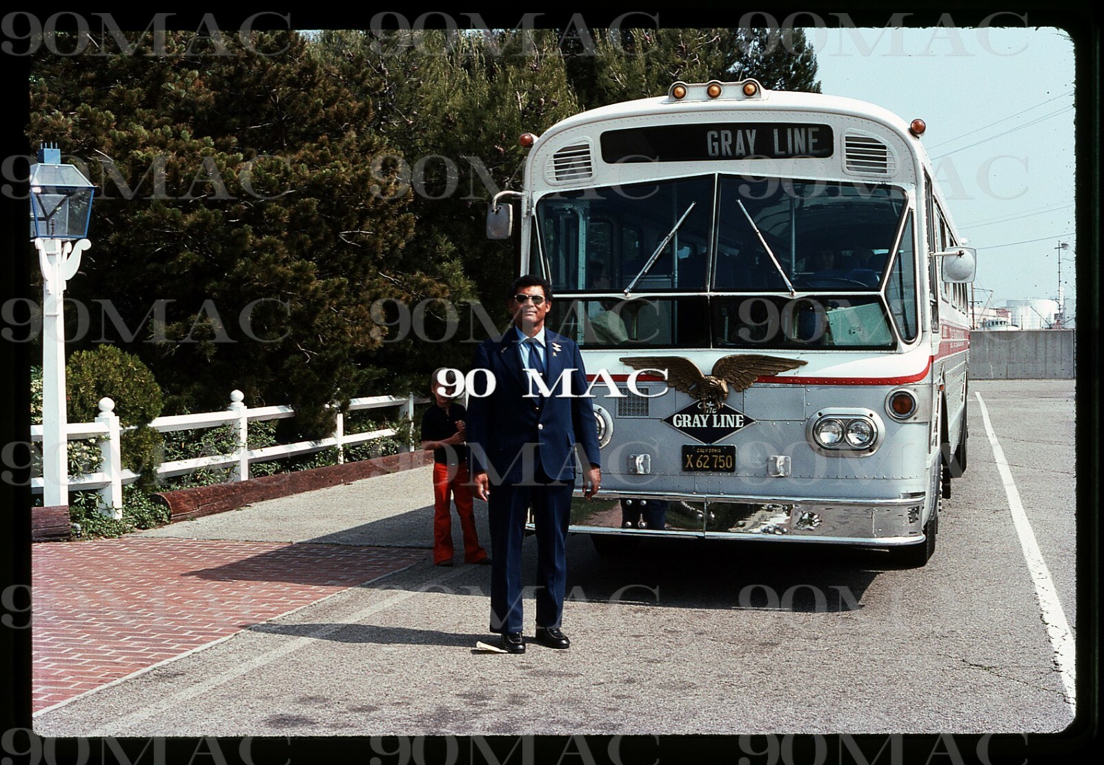 Gray Line of LA (CA) original slide Flxible bus and operator 1978
